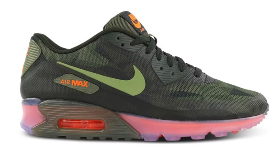 Nike Sportswear adds to their Air Max 90 lineup with a brand 90 Ice Rough Green (WORN)